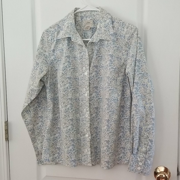 LL Bean Long Sleeve Button Down - Picture 2 of 4